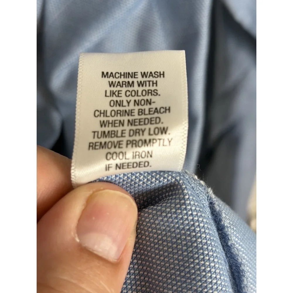Banana Republic Men's Button-Down Dress Shirt, No Iron, Size Large Blue